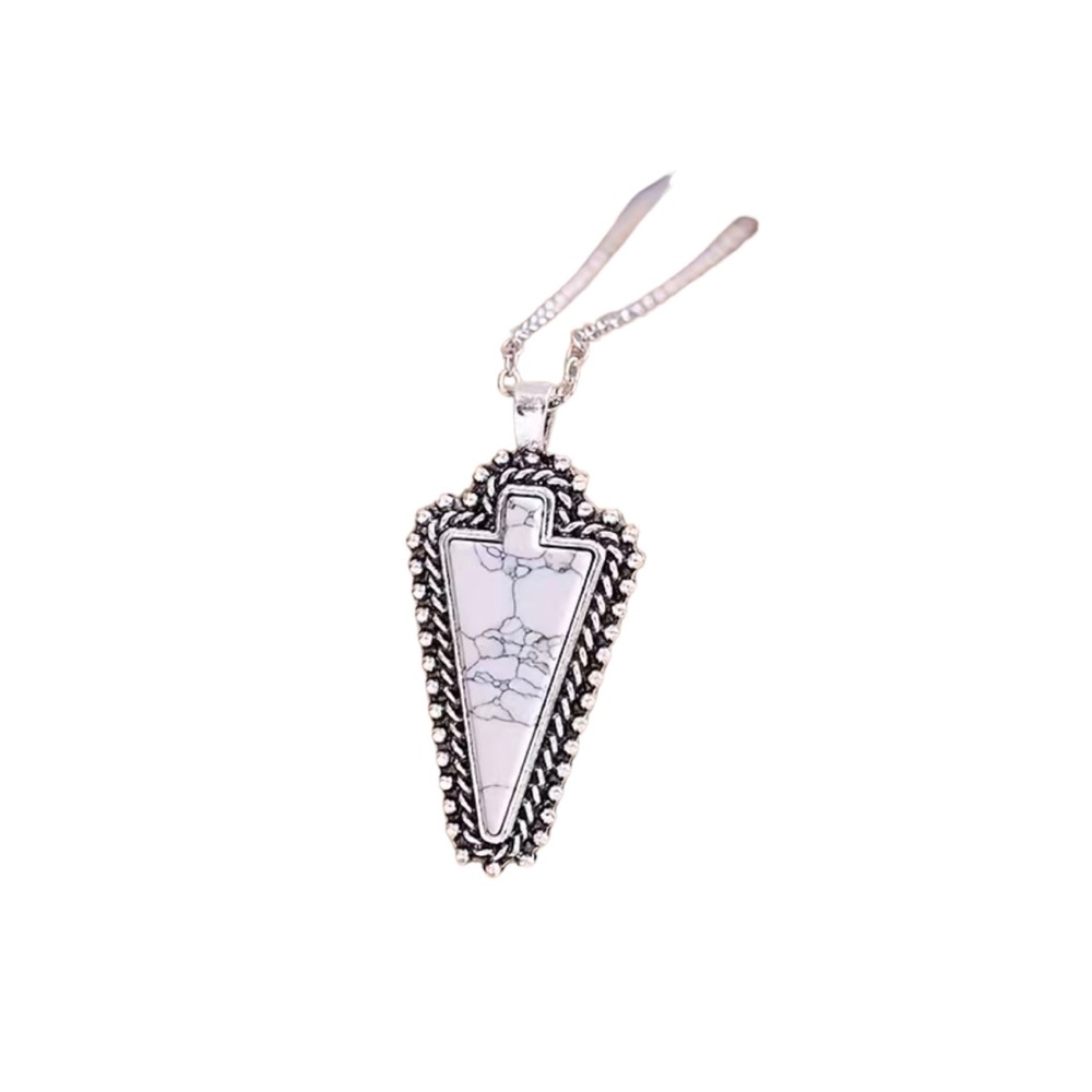 Silver Plated Pendant Necklace with Arrow Head